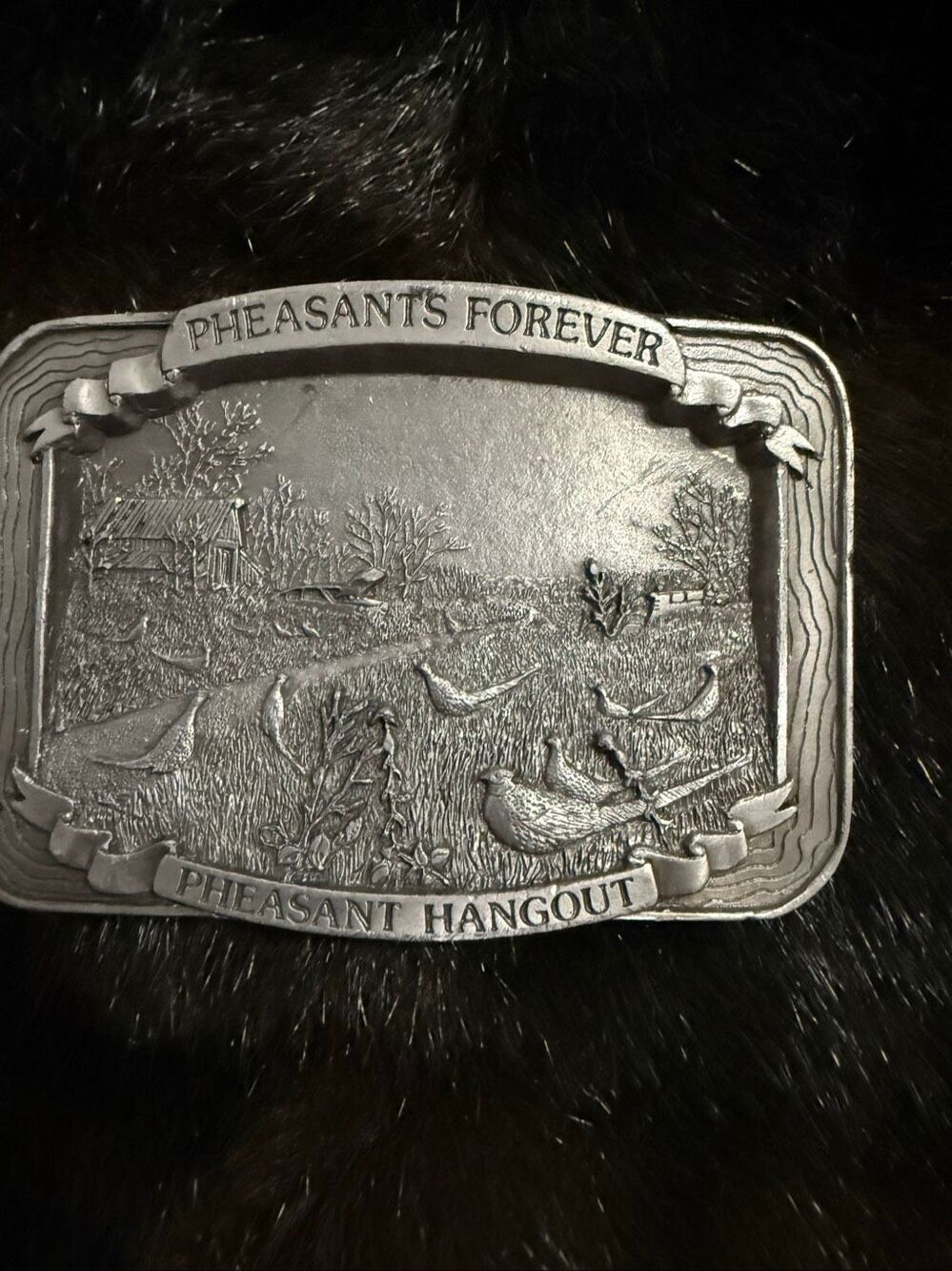 PHEASANTS FOREVER PHEASANT HANGOUT BELT BUCKLE! RARE! 1996 ONLY 600 MADE
